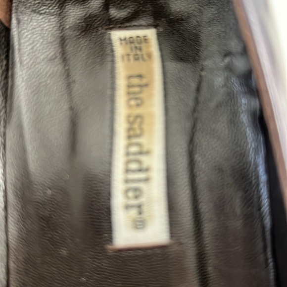 Plum patent Italian Heels - Picture 3 of 5